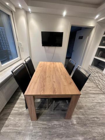 M&L Wohnen 3 Apartment Есен Екстериор снимка